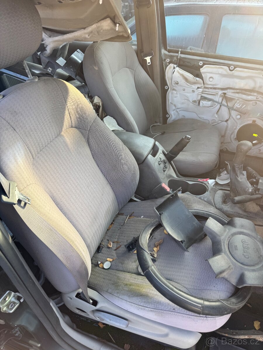 Jeep cherokee kj 2.5 crd - 4