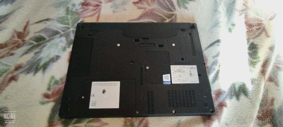 Notebook Fujitsu Siemens E 746 i5 - 4