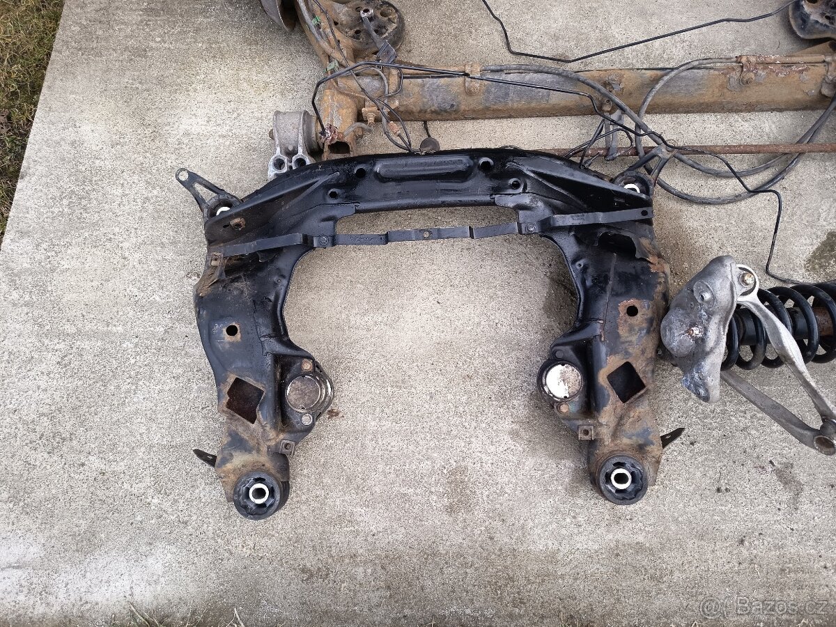 Nápravy Škoda Superb 1 - 4