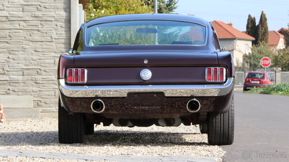 1966 FORD MUSTANG FASTBACK V8 AUTOMATIC SHOW CAR - 4