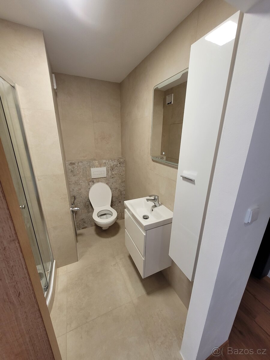 Prodej družstevního bytu 1+kk, 28 m² - 4