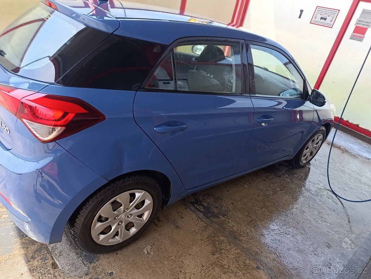 Hyundai i20 1.2 55kw - 4