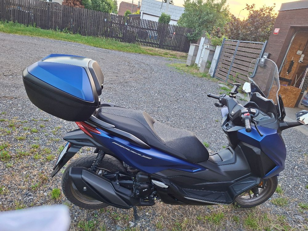 Honda Forza 350 - 4