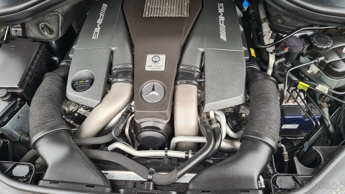 ML 63 AMG 4 MATIC - 4