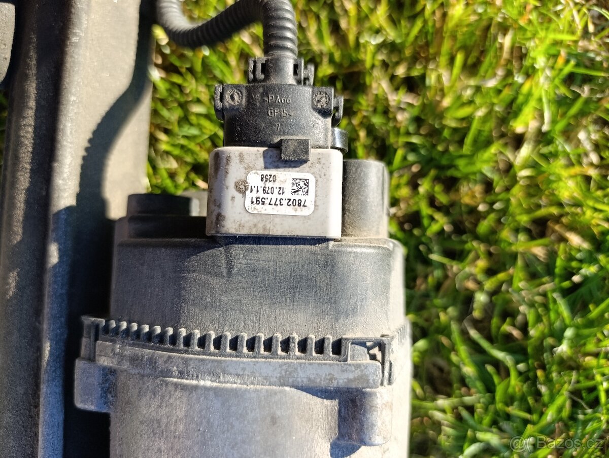 Motor servořízení BMW. - 4