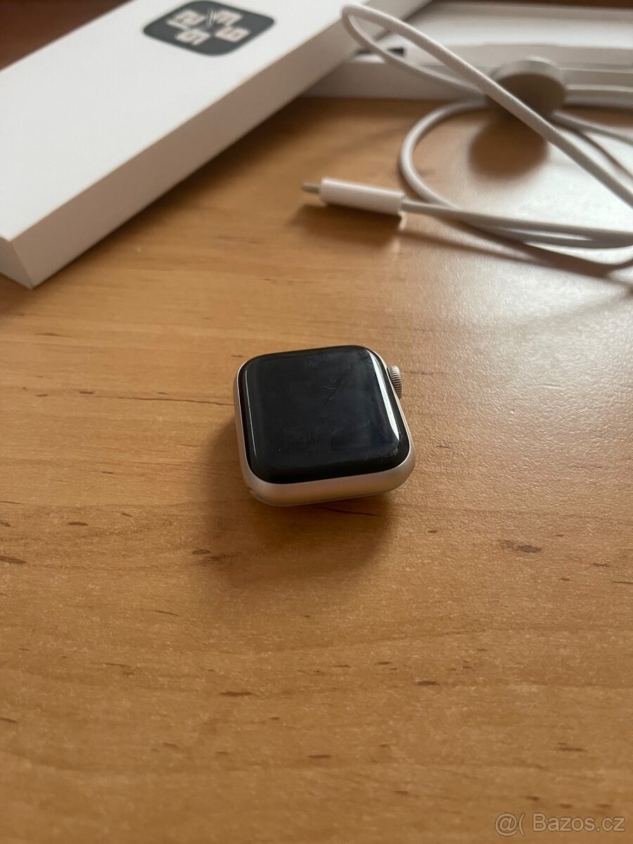 Apple Watch SE (2022) - 4