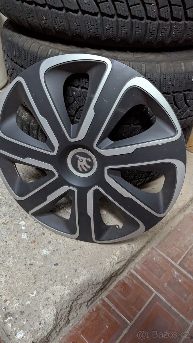 Zimní kola 185/60 R15 ET38 - 4