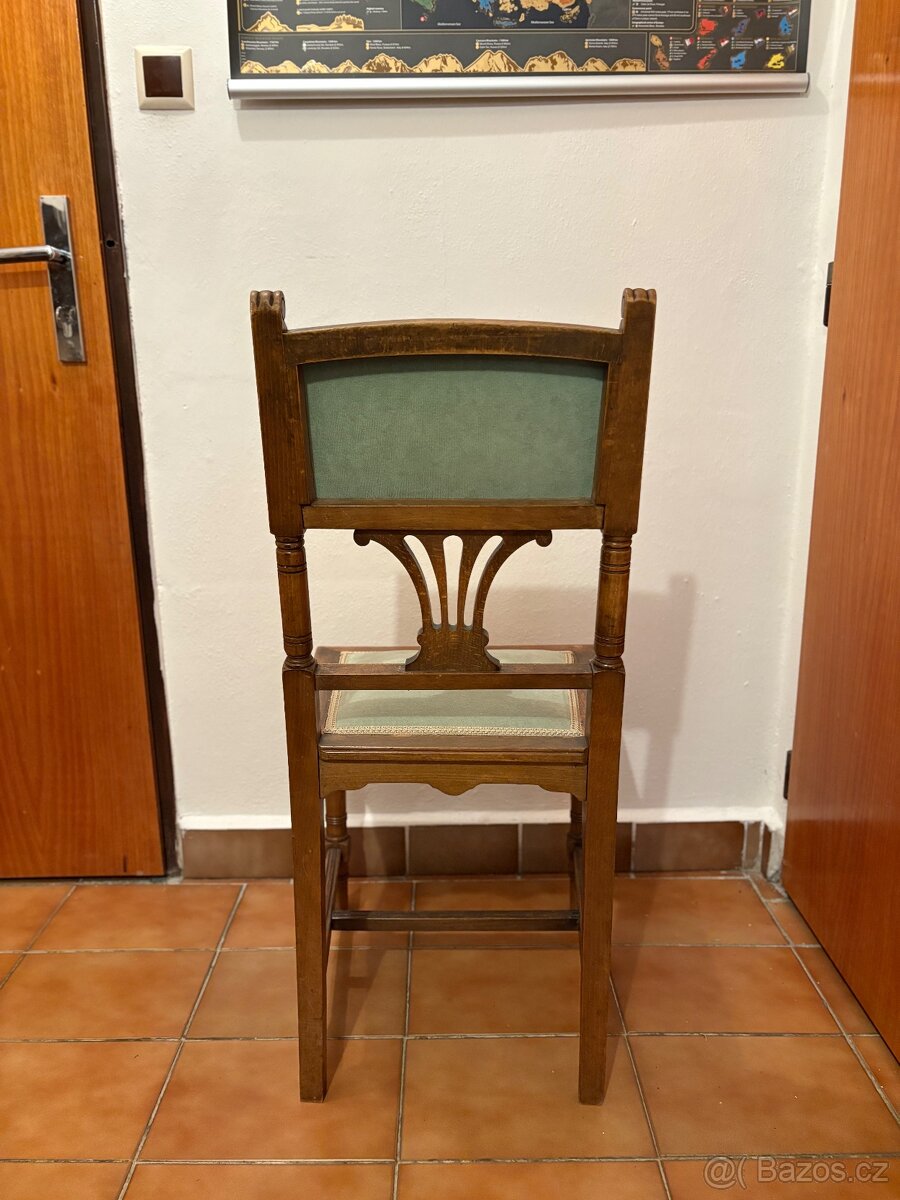Stylová retro židle z masivu – 6 ks k dispozici (1 000 Kč/ks - 4