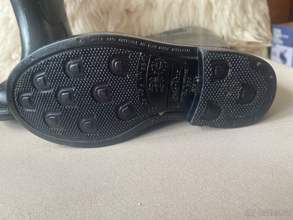 Jezdecké boty vel. 26, zn. Fouganza - 4