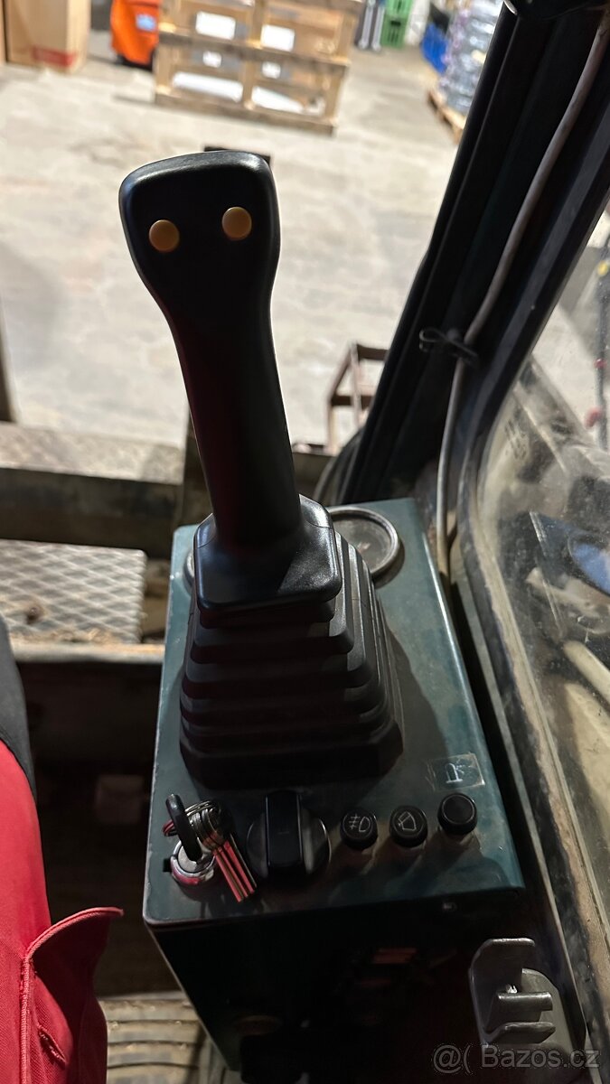 Locust 750 Willing - 4