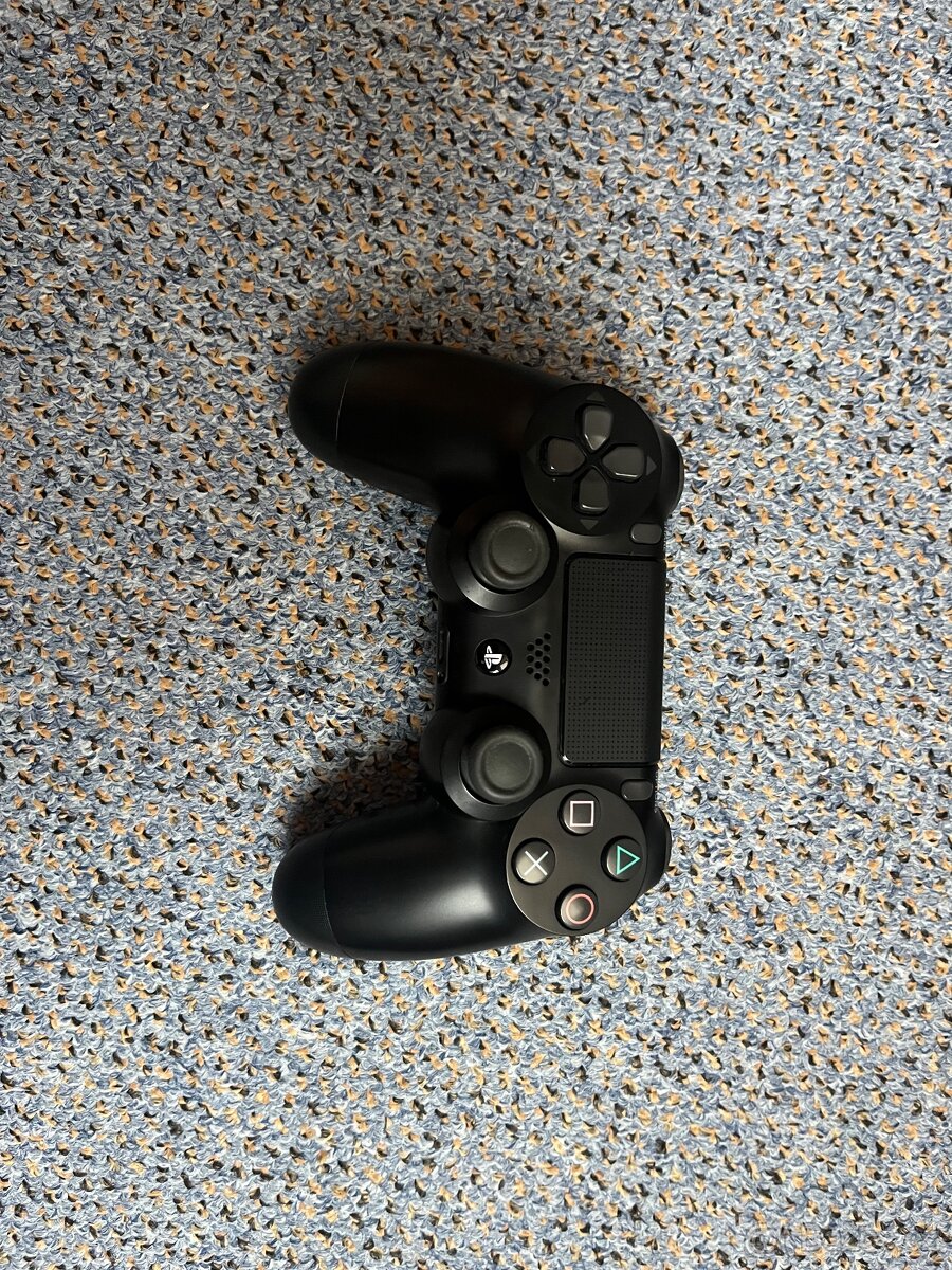 PS4 slim 500GB+ volant trustmaster t150+hry+ externí disk 1T - 4