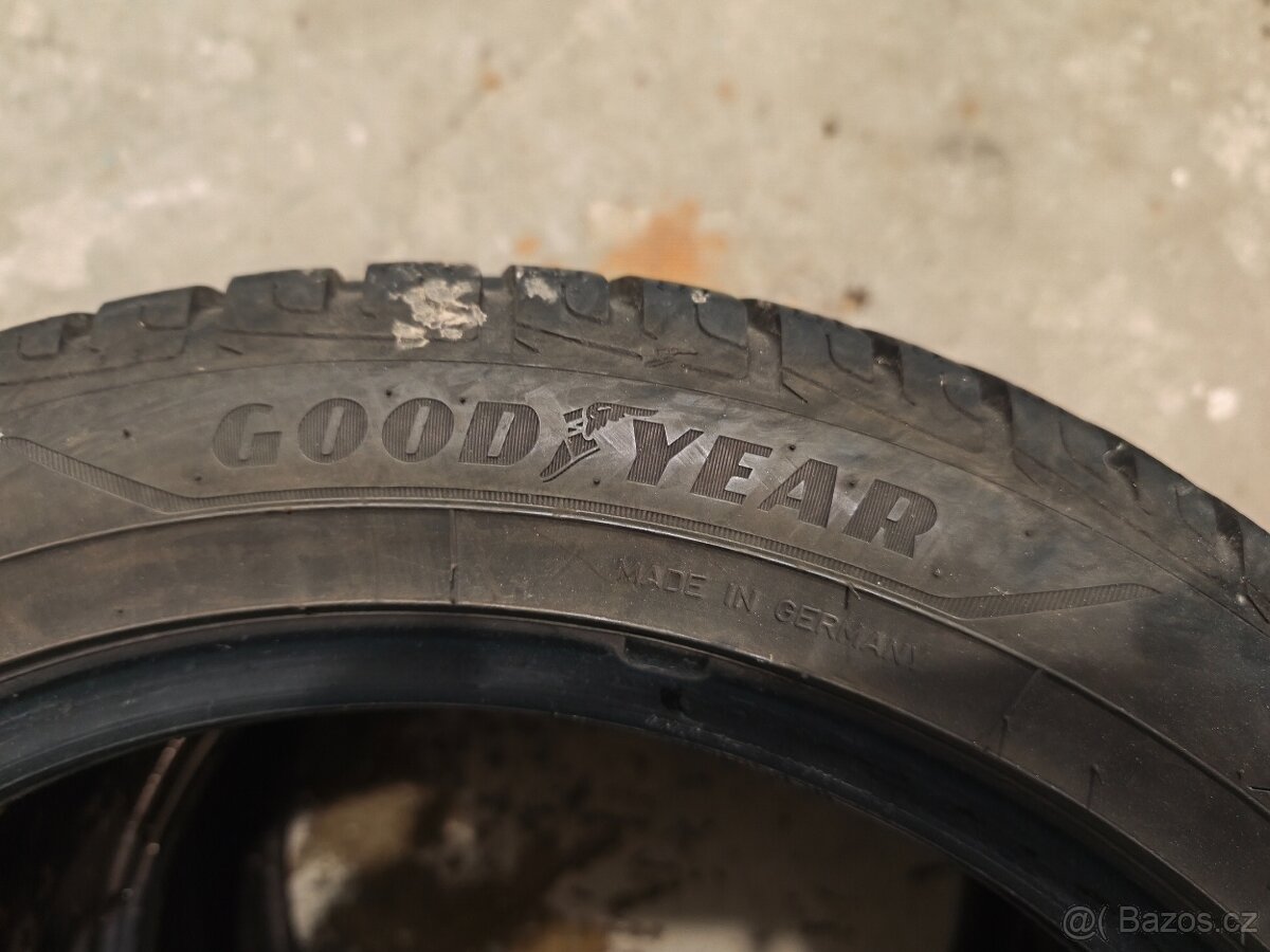 Zimní pneumatiky 215/50/17 - 4