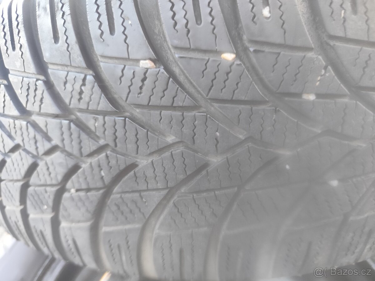 komplet zimní kola 15" Renault - 4