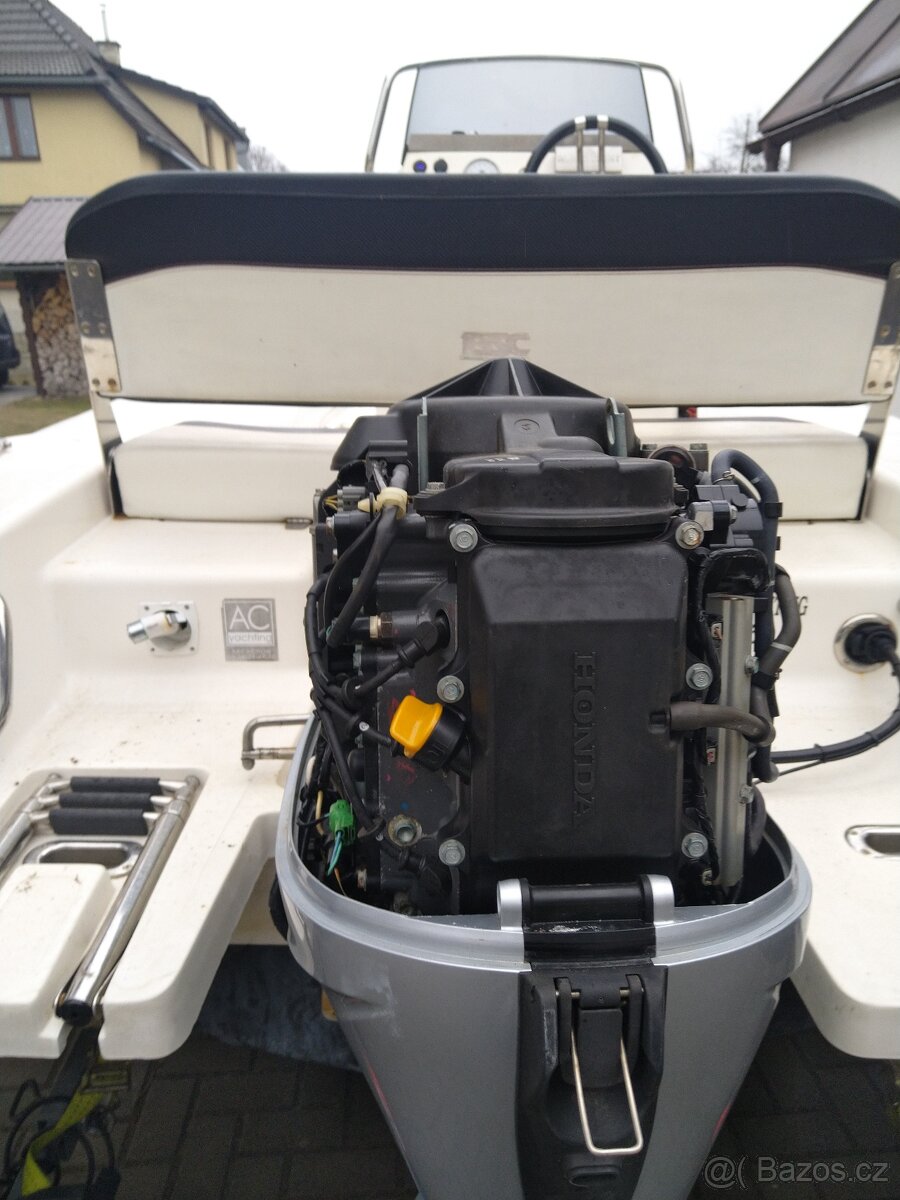 Lodní motor honda BF60 - 4