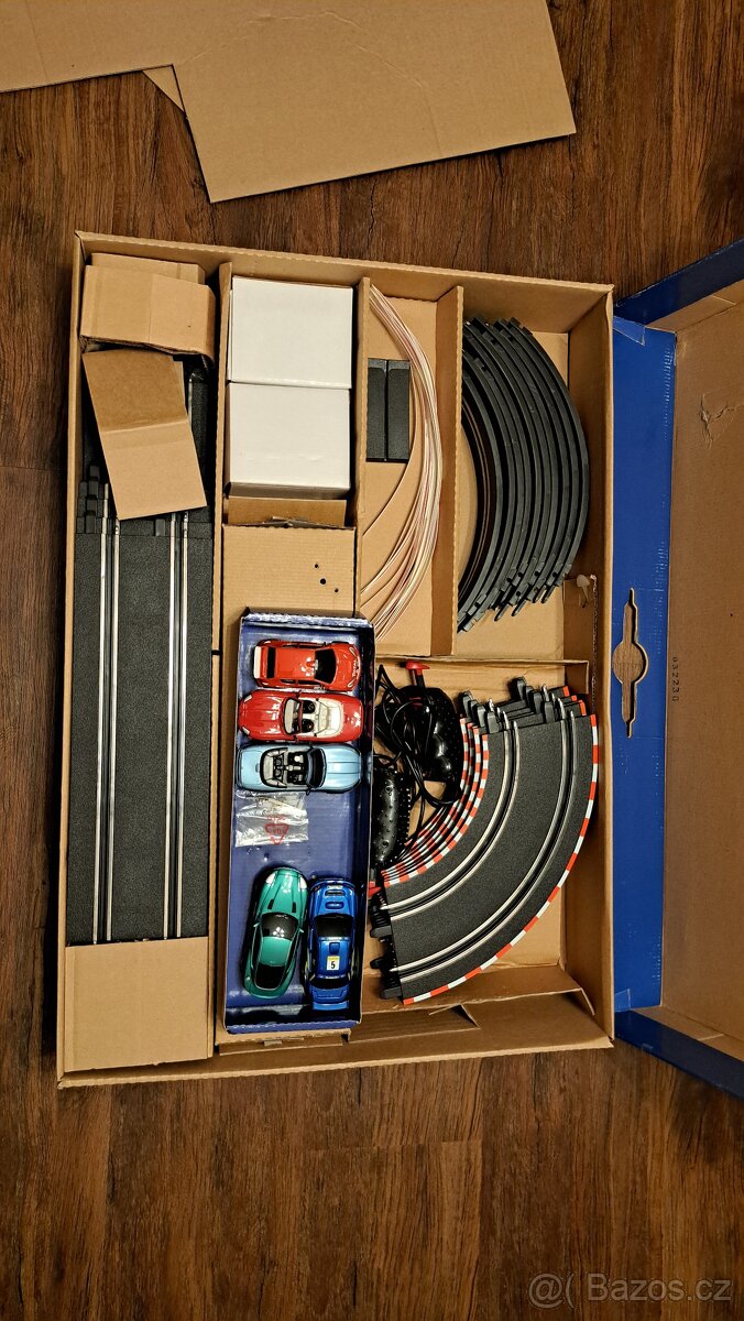 Autodráha Carrera Go - 3 sety - 4