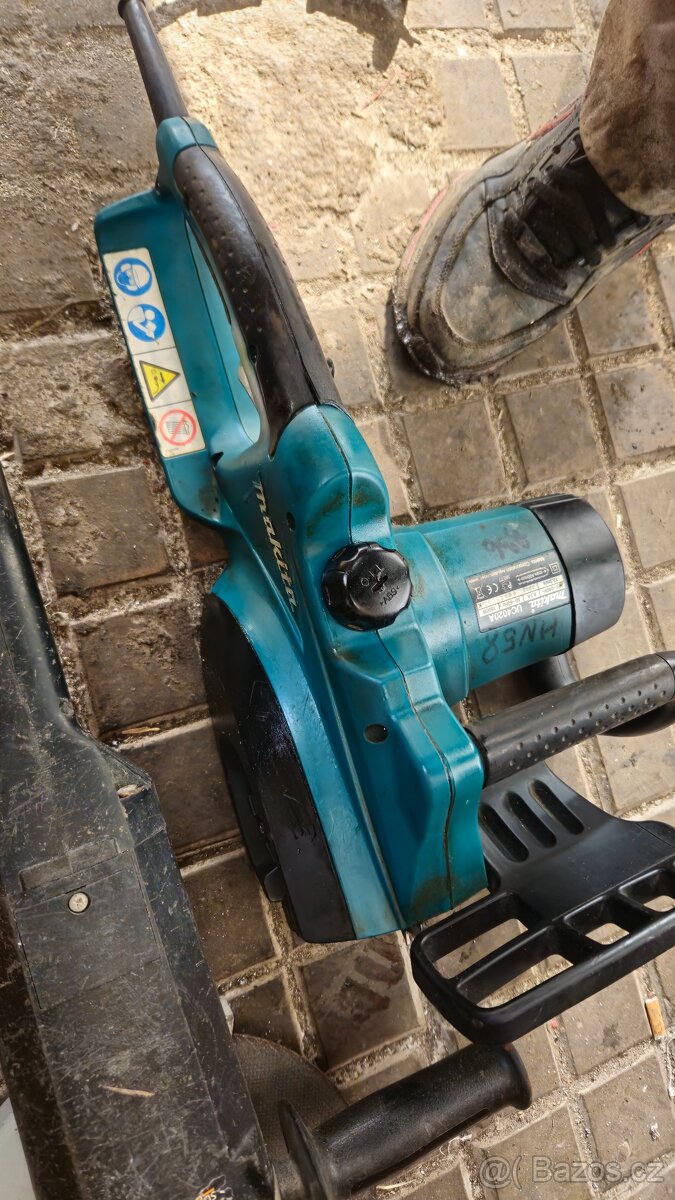 Elek. a benz. Pila a velka flexa - 4