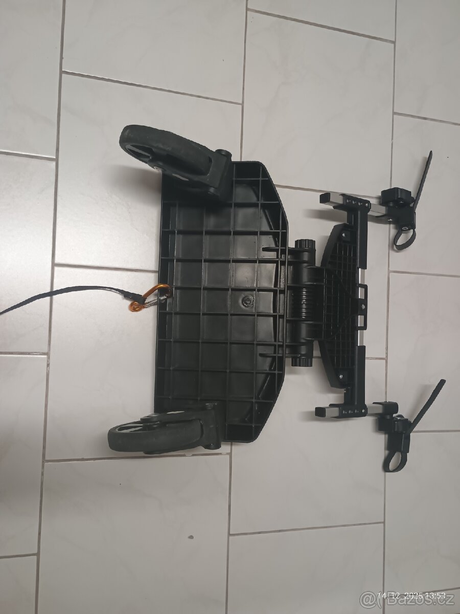 Stupátko ke kočárku - 4