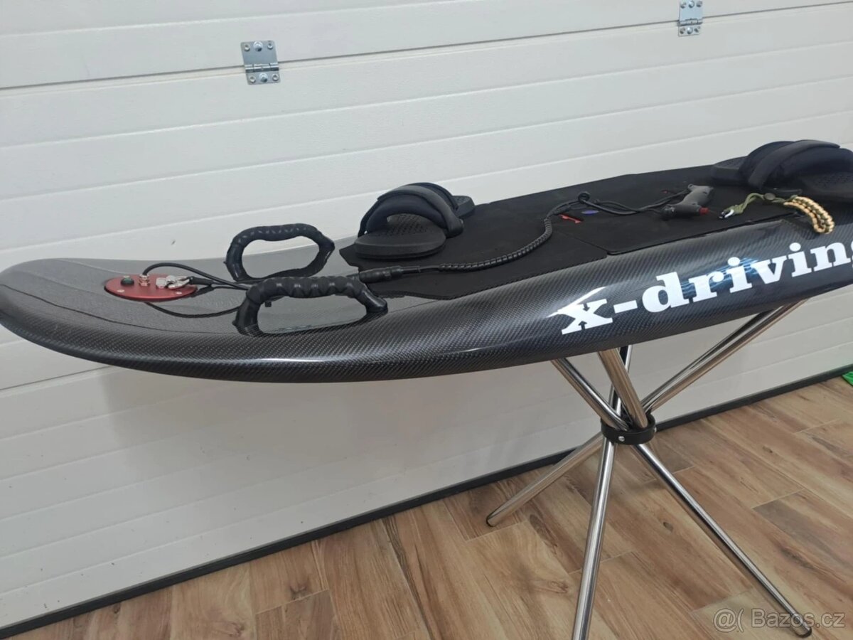 Použitý elektrický surf jetboard a e foil - 4