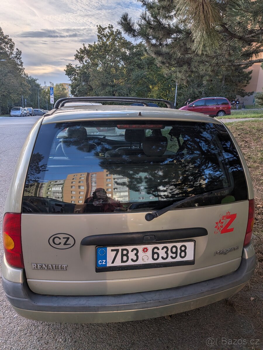 Renault Megane Break s platnou STK - 4