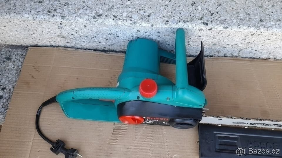 Elektrická řetězová pila Bosch AKE 35 S - 4