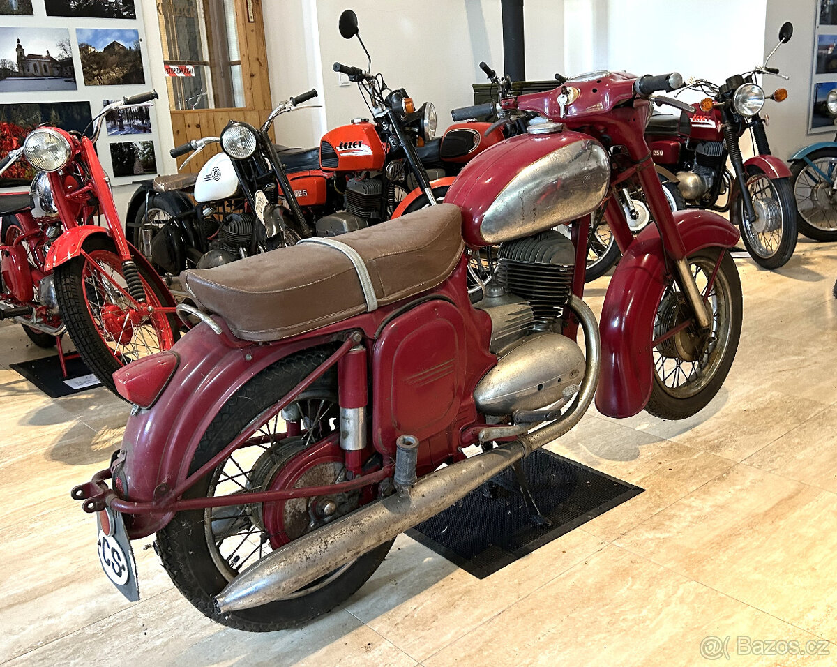 Jawa 250, typ 559, 1962 - 4