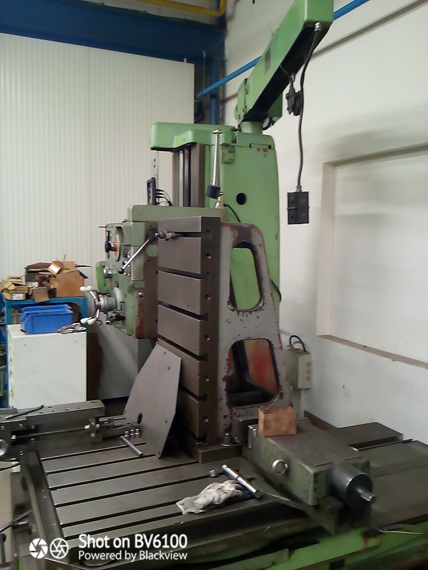 VYVRTÁVAČKA HORIZONTÁLNÍ TOS VARNSDORF typ WH 80 - 4