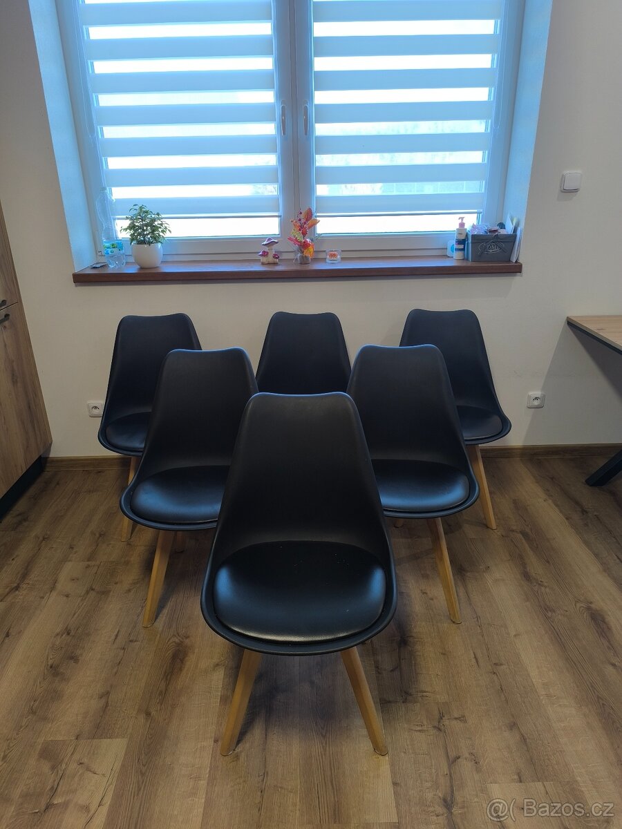 Jídelní židle černé. - 4