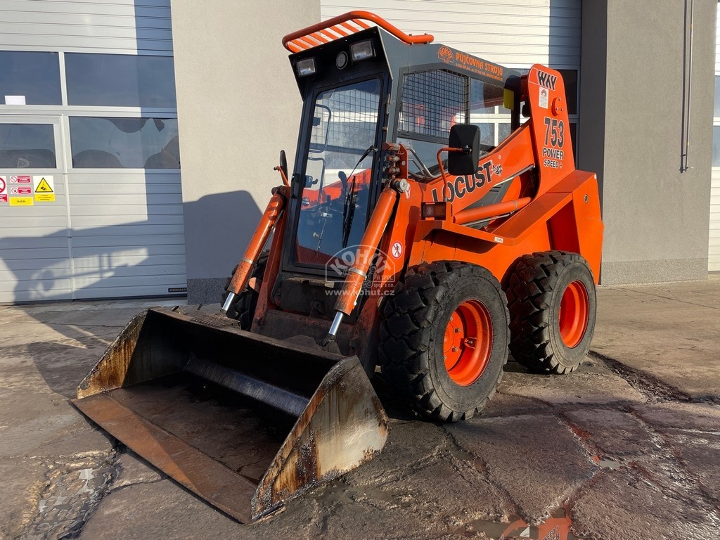 smykem řízený nakladač LOCUST 753 power speed+ - 4