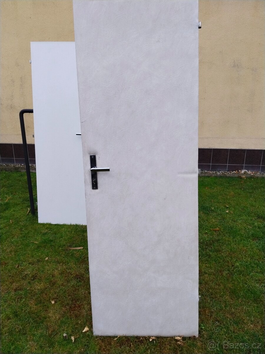 PRODÁM DVEŘE - 4