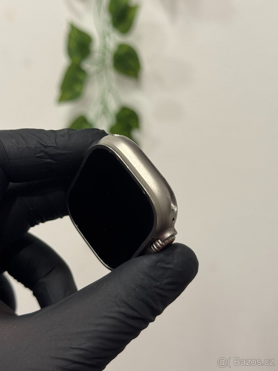 Apple Watch Ultra 2 - 4