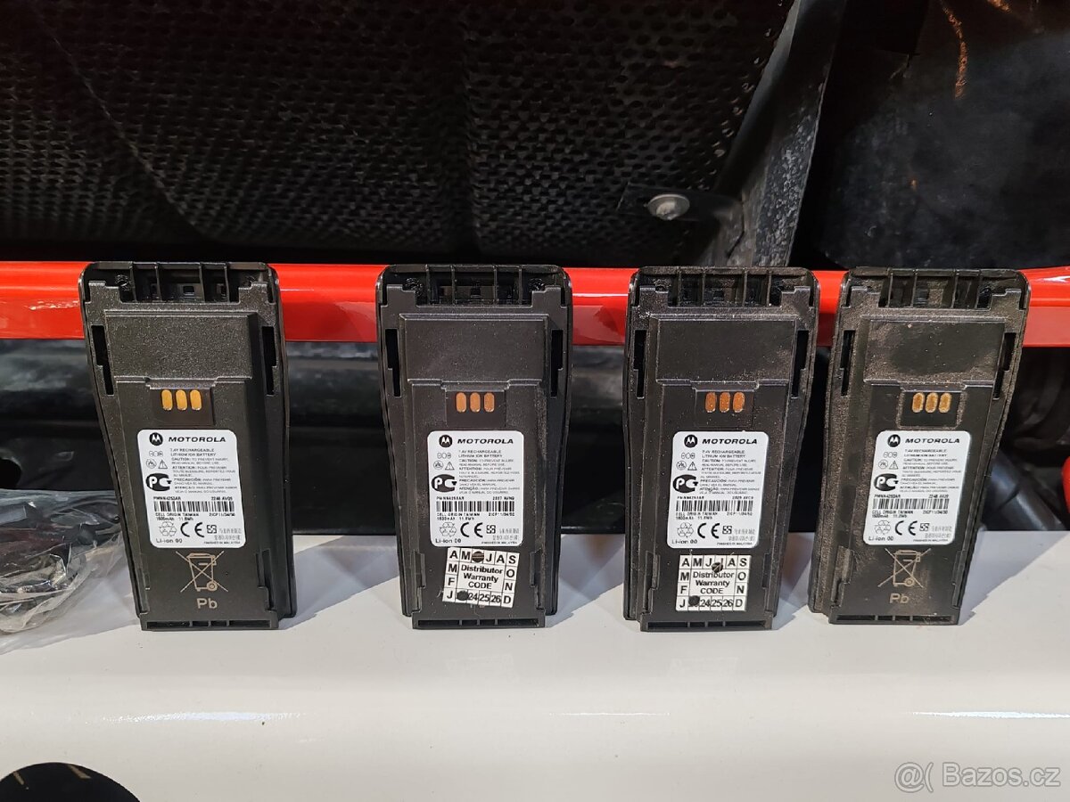 Vysílačky Motorola dp1400 - 4