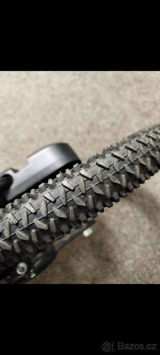 Dětské kolo Btwin 16 Dark hero 500 - 4