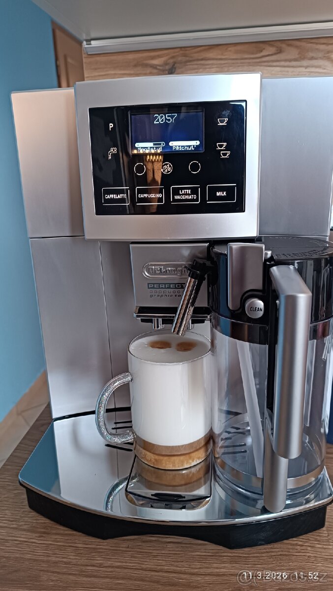 De'Longhi perfecta cappuccino graphic touch - 4