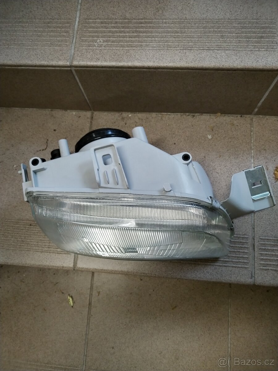 Fiat Punto I přední světlomety - 4