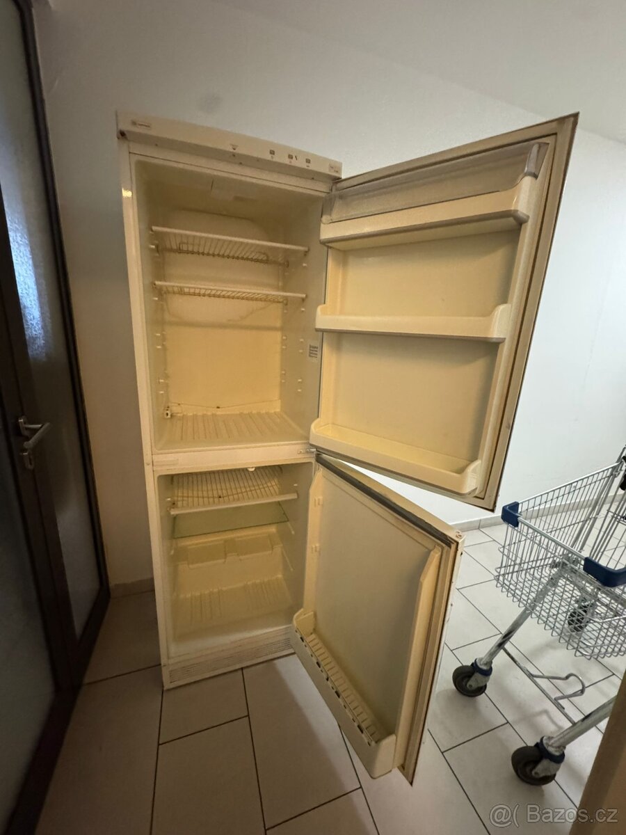 Prodám lednice - 1000 Kč / kus - 4