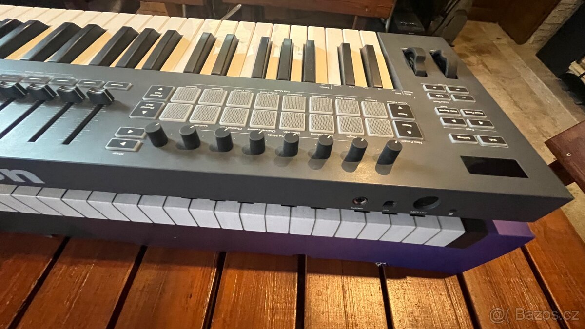 Midi klávesy Novation FL key 61 - 4