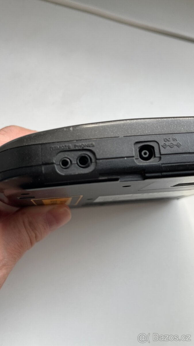přenosný CD přehrávač KENWOOD DPC - 761 - 4