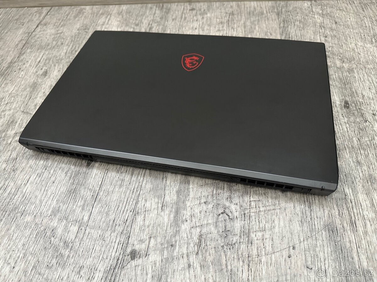 OBŘÍ 17.3” HERNÍ NOTEBOOK-MSI i5. 10gen/SSD/GTX/NOvÁ BAT - 4