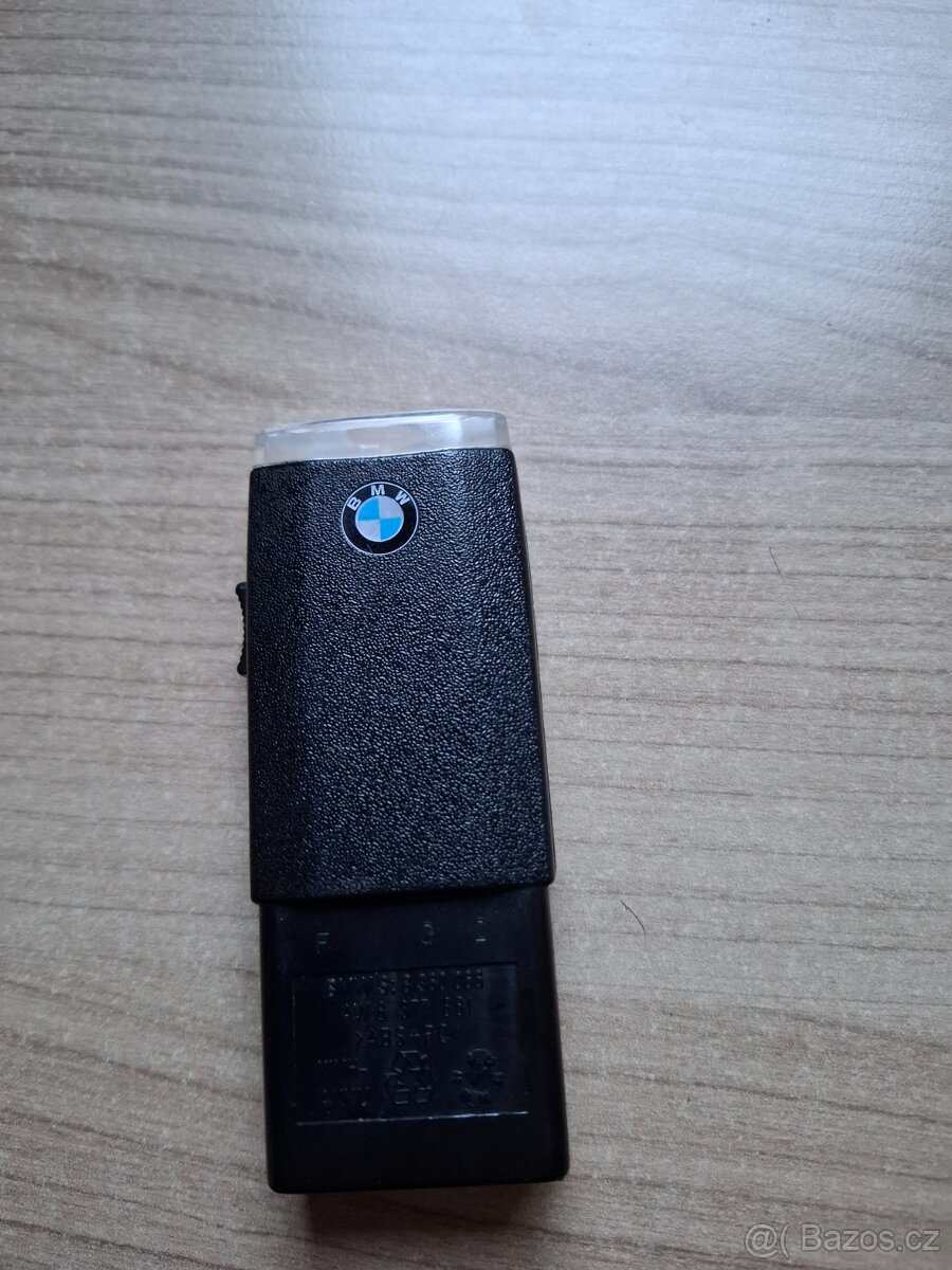 Baterka, svítilna, lampička BMW - 4