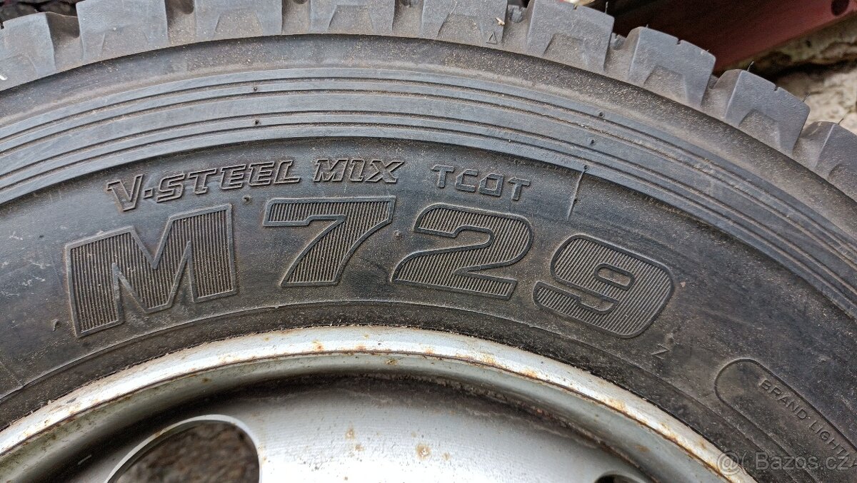 205/75 R17,5 - 4