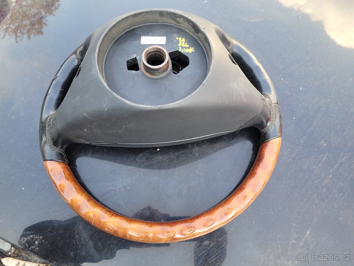 Dřevěný volant Mercedes E 211 - 4