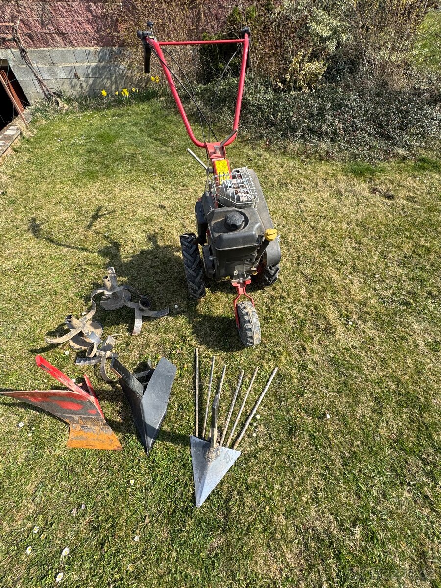 Benzínový kultivátor včetně příslušenství - 4