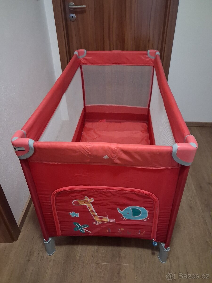 Cestovní postýlka - 4