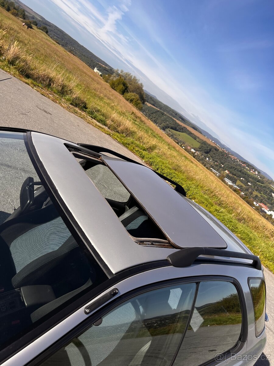 Subaru Impreza GT - 4