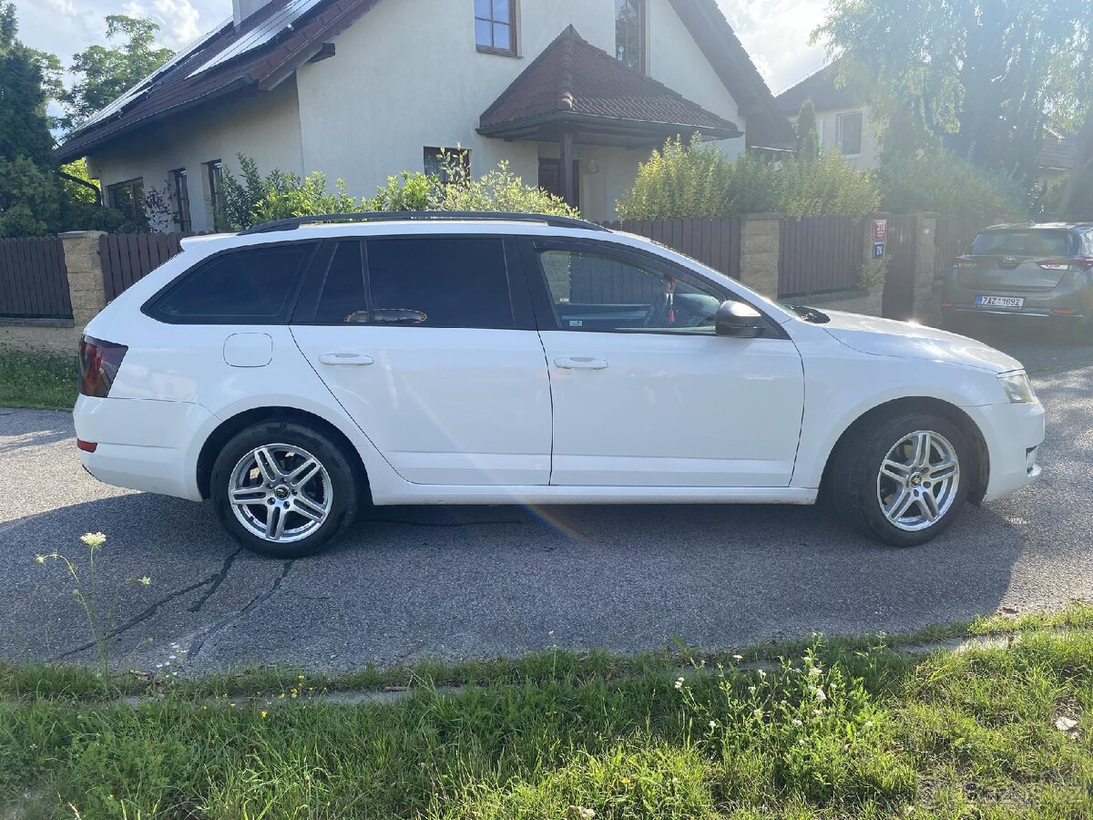Skoda oktavia A7 - 4