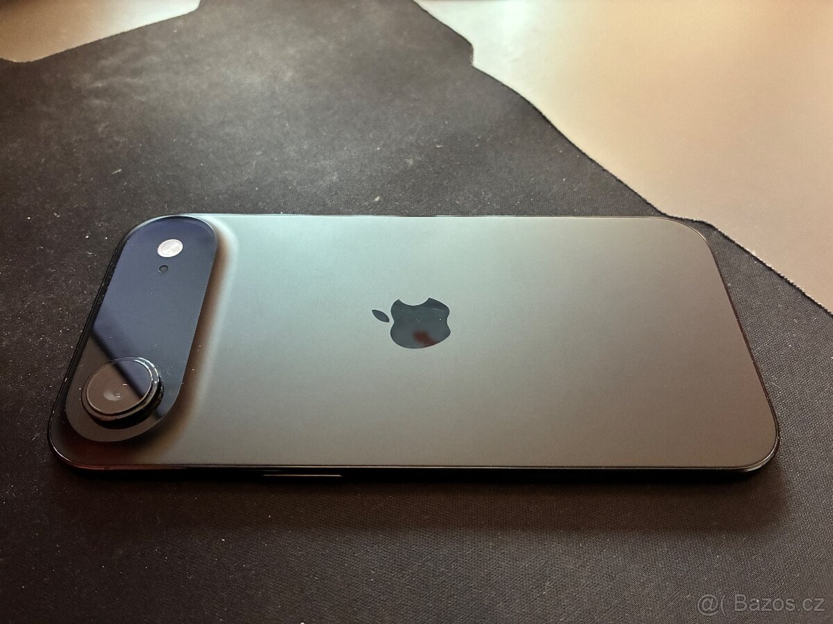 iPhone Air 256 GB černý - 4