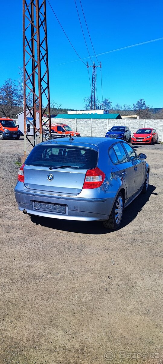 BMW 1(E81) 116i 1.6 - 4