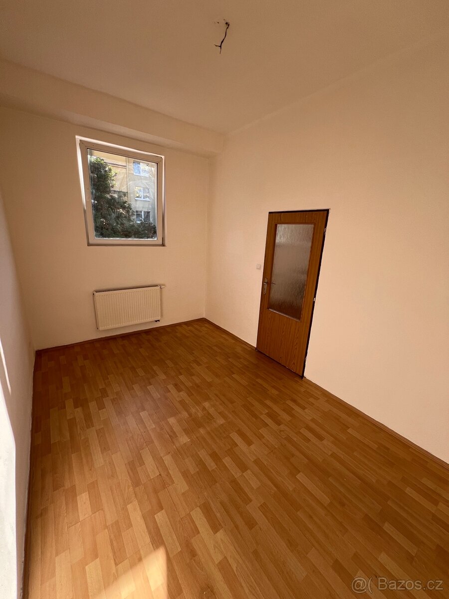 1+1 Budovatelská, Klášterec nad Ohří - 4
