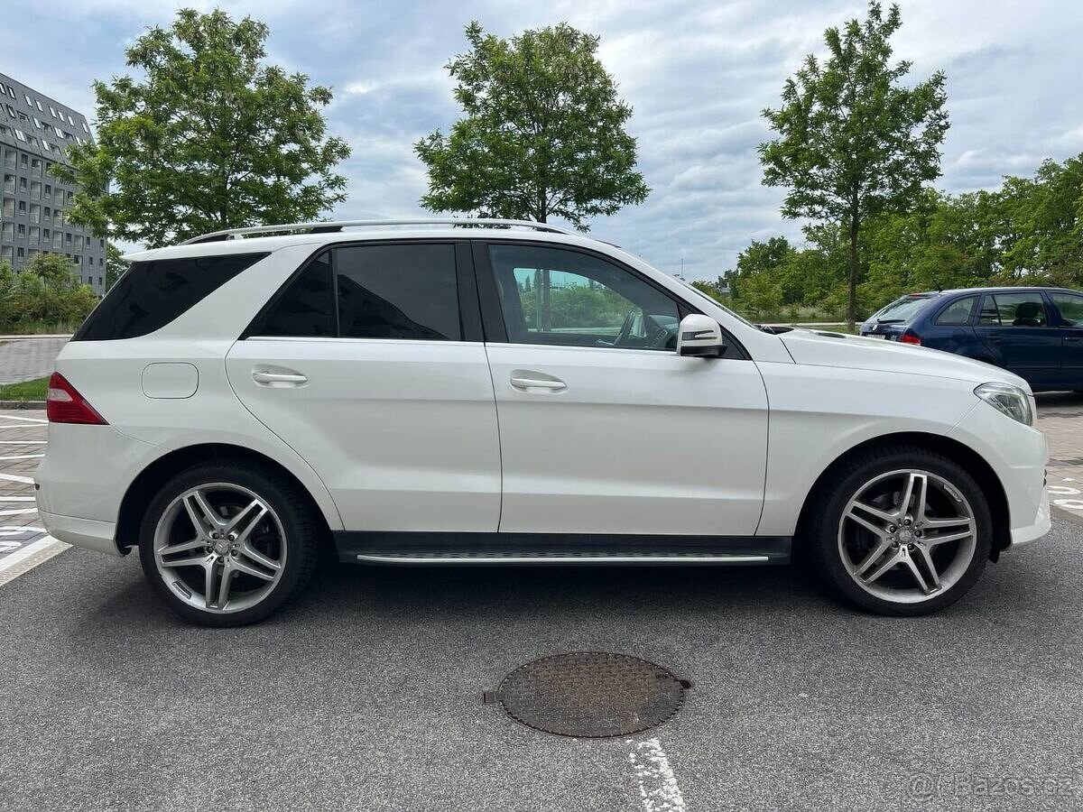 Mercedes-Benz ML 350 3.0 Bluetec - 4