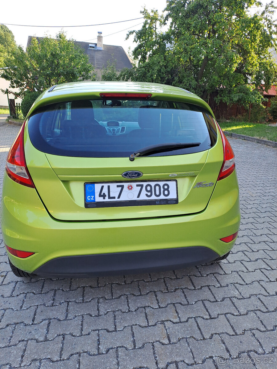 Prodám Ford Fiesta - 4